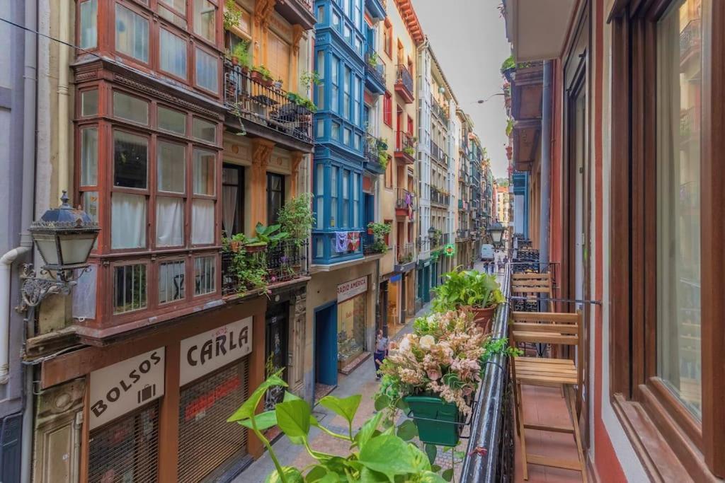 Апартаменти Piso Diseno Deluxe Casco Viejo Entrada Autonoma Y Ascensor Більбао Екстер'єр фото