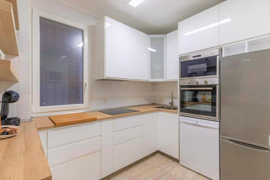 Апартаменти Piso Diseno Deluxe Casco Viejo Entrada Autonoma Y Ascensor Більбао Екстер'єр фото